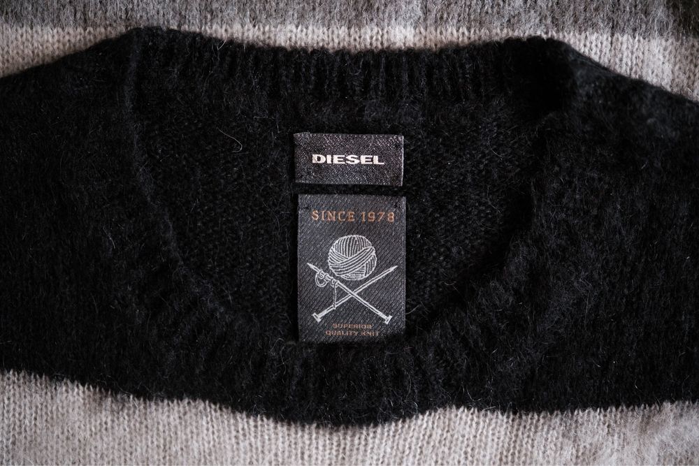 Diesel sweter w paski M