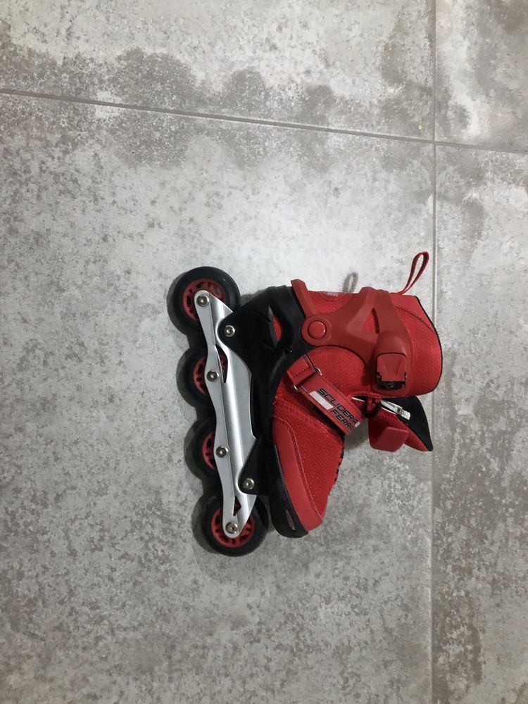 Patins em linha ferrari