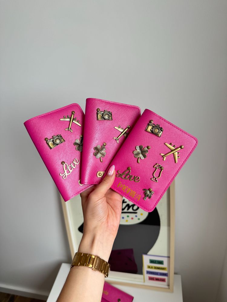 Personalizowane etui na paszport, futerał na paszport Le Voyage