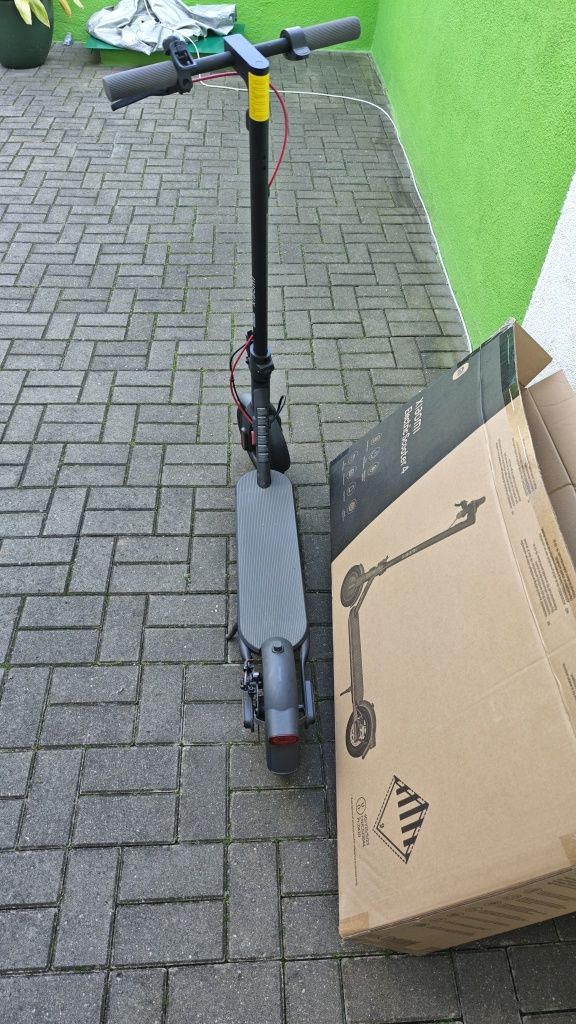 Xiaomi Electric Scooter 4