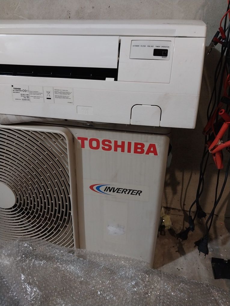 кондицинер инверторный бу на 70 м,кв!! TOSHIBA RAS-22SKV работа обогре