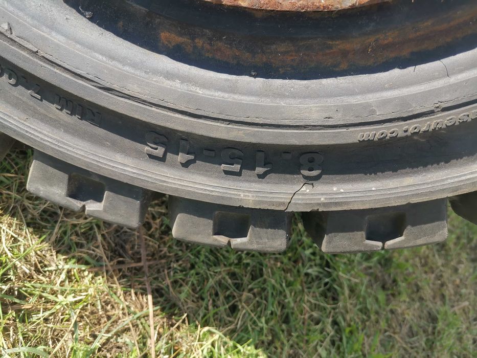 225/75-15 wózek widłowy pełne koła felgi 8.15r15 opony