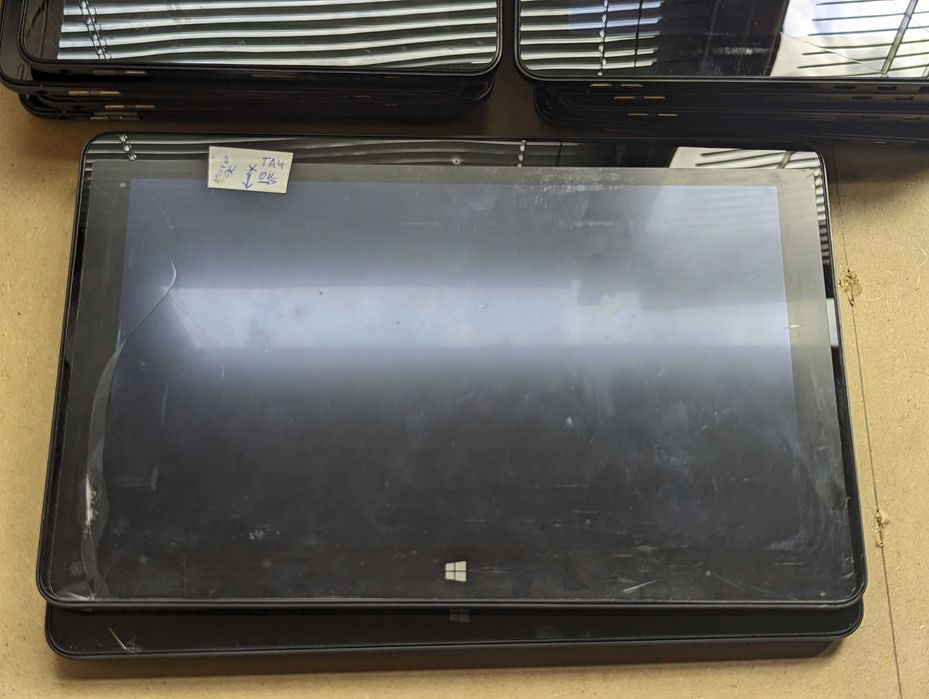 Dell venue pro 7140 latitude 5175 на запчастини