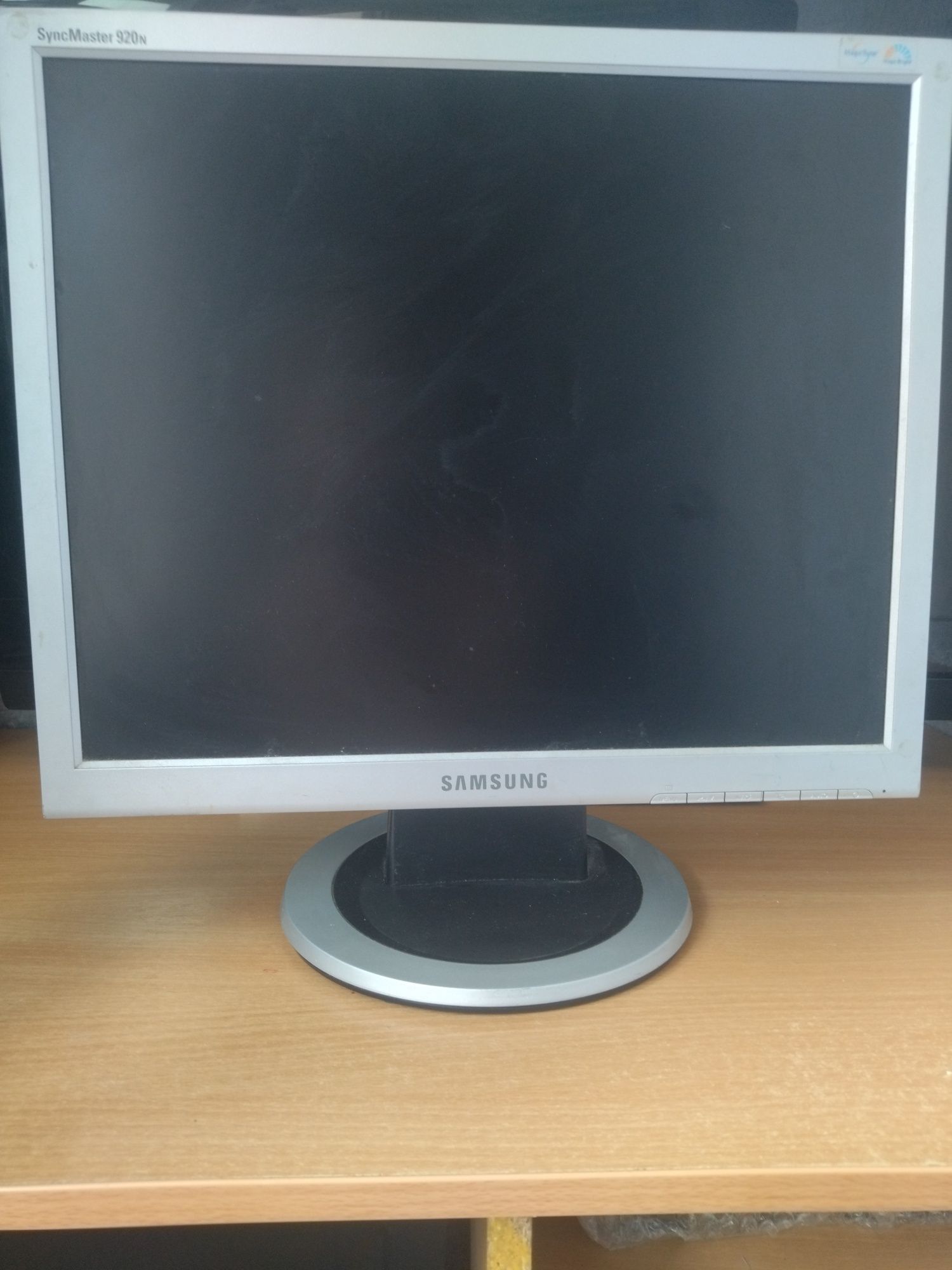 Монітор Samsung SyncMaster 920N