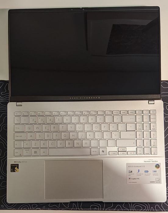 Asus Vivobook S15 – Premium, super leve, 16GB/1TB – Snapdragoni