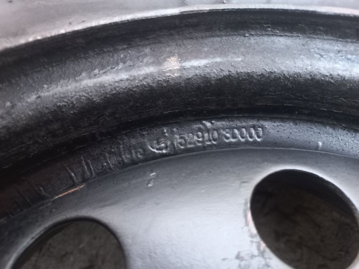 Колеса +ковпаки  KiA, Hyundai 15 дюймів Зима