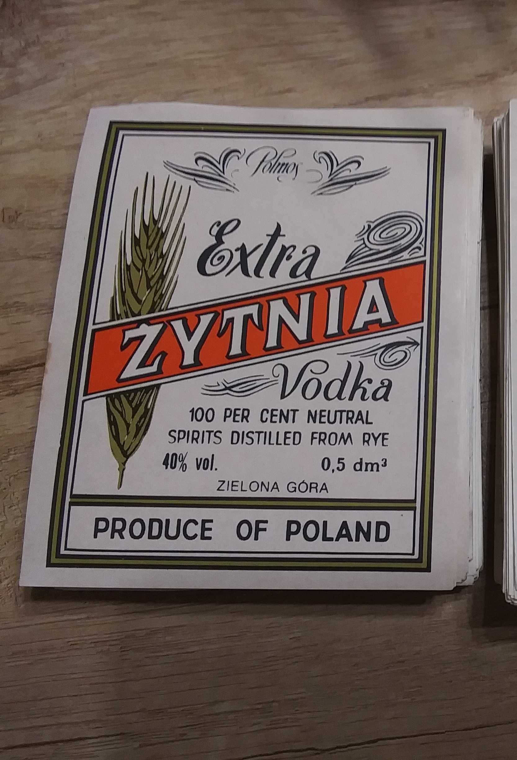 Historyczne etykiety na butelki naklejki na alkohol wódka żytnia prl