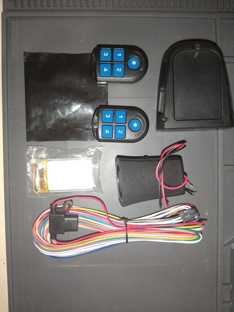 Супутникова система для авто SPETROTEC i-Watcher CA CTR