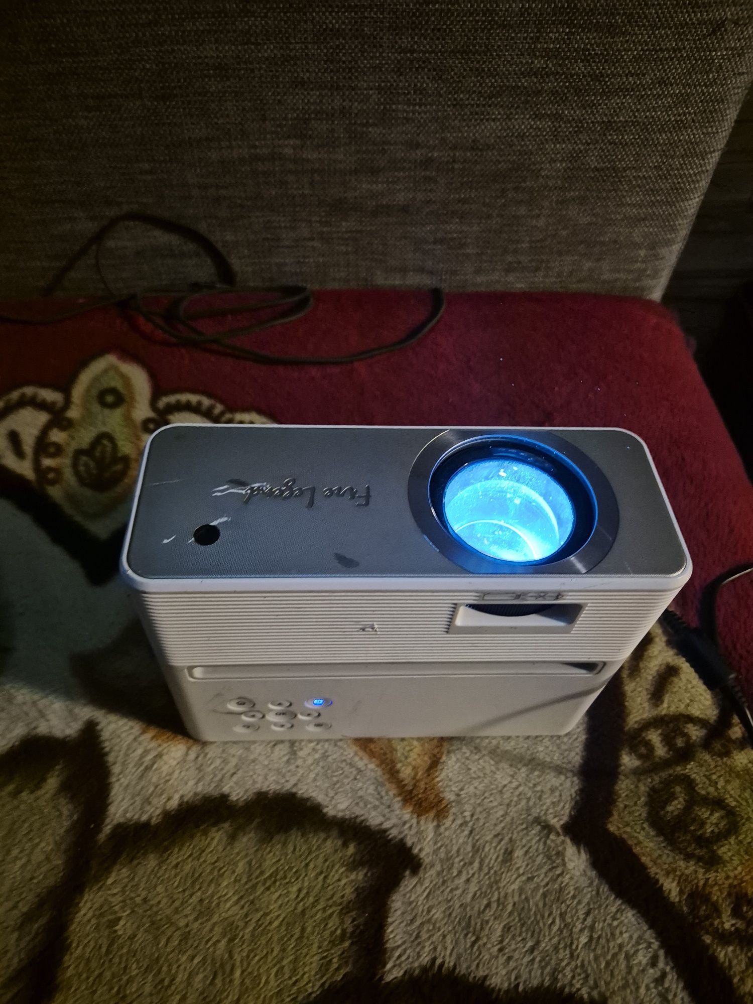 Projektor FQ 12 LED.