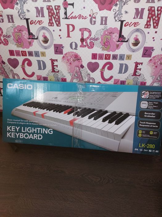 Синтезатор з підсвіткою клавіатури Casio Key Lighting LK-280