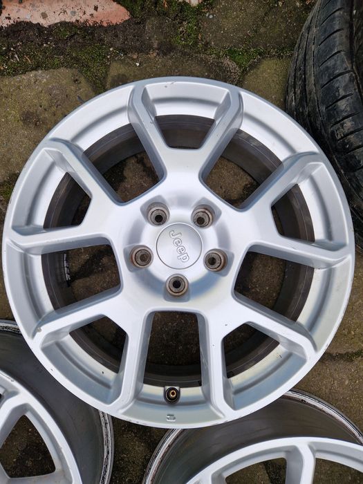 Oryginalne Felgi Jeep Compass II 17cali czujniki ciśnienia 5x110 et40