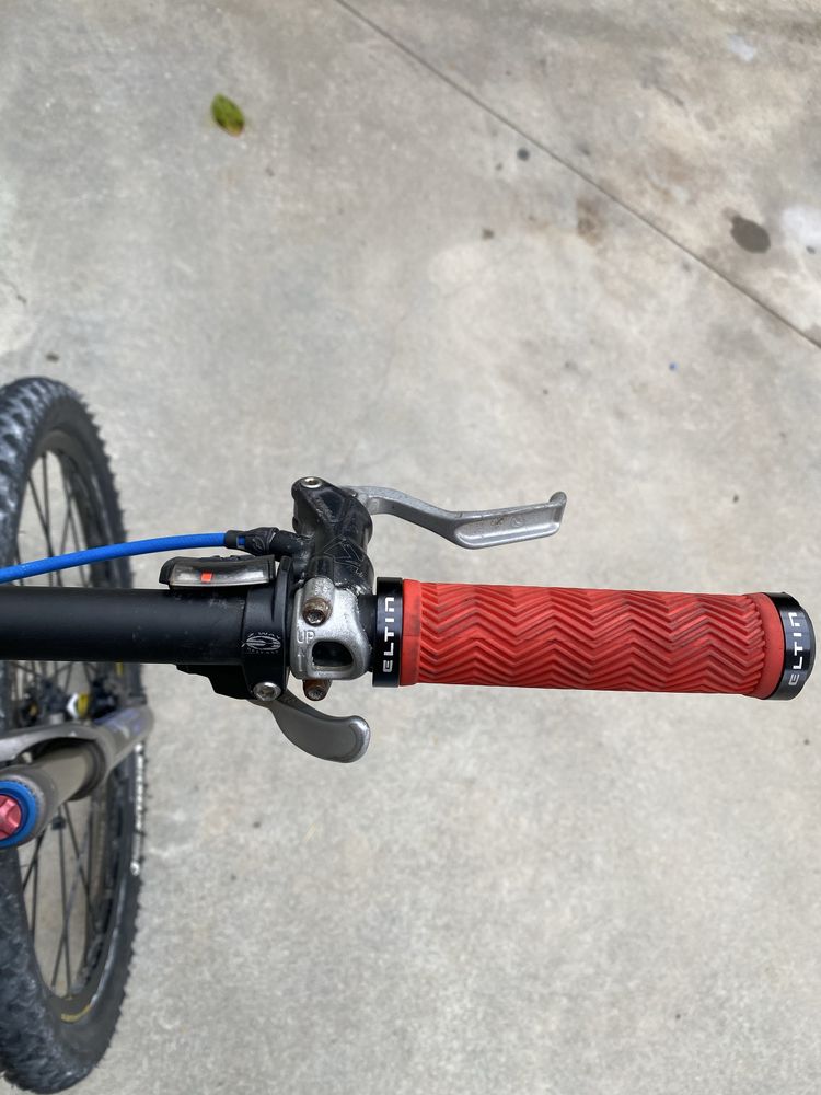 Bicicleta Enduro Giant Advanced Anthem 1 Full Carbon maestro