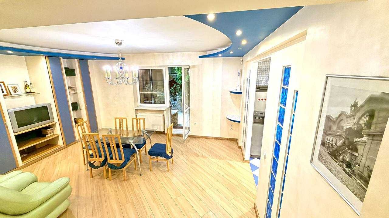 Будинок для душі й творчості та ще й в Центрі! 200 м² розкошу і статку