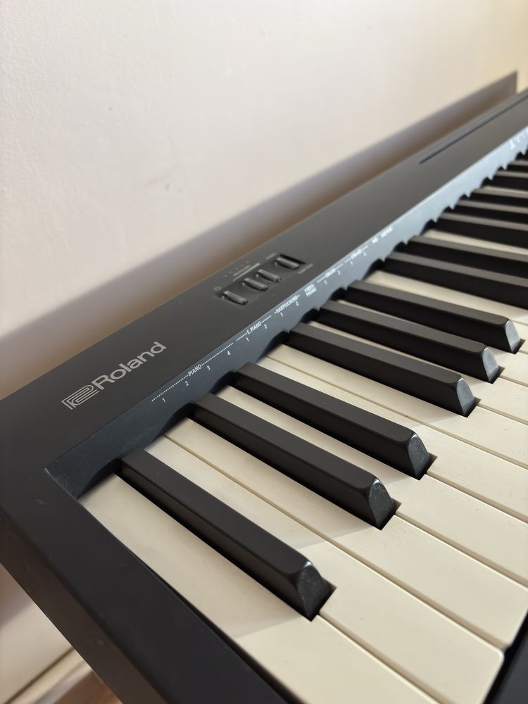 Pianino cyfrowe, keyboard Roland FP10, pełny zestaw do nauki gry