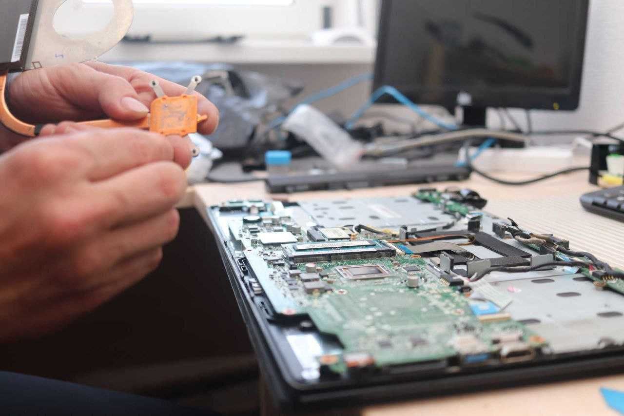Компьютерный мастер. Ремонт компьютеров и ноутбуков. Установка Windows