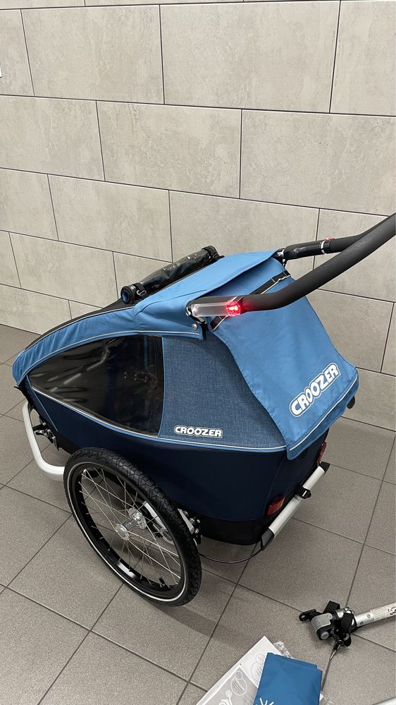 Croozer Kid For 1 przyczepka rowerowa jednoosobowa amortyzacja led