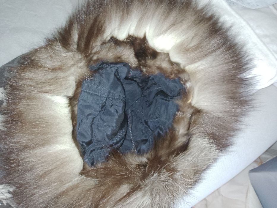 Czapka z lisa naturalnego