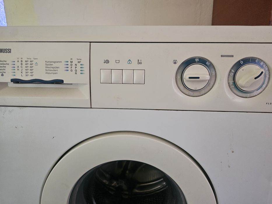 Пральна машина Zanussi