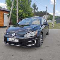 Volkswagen e-Golf 2015