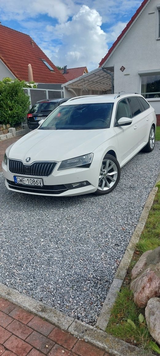 Skoda superb 2.0 190 Chowany Hak