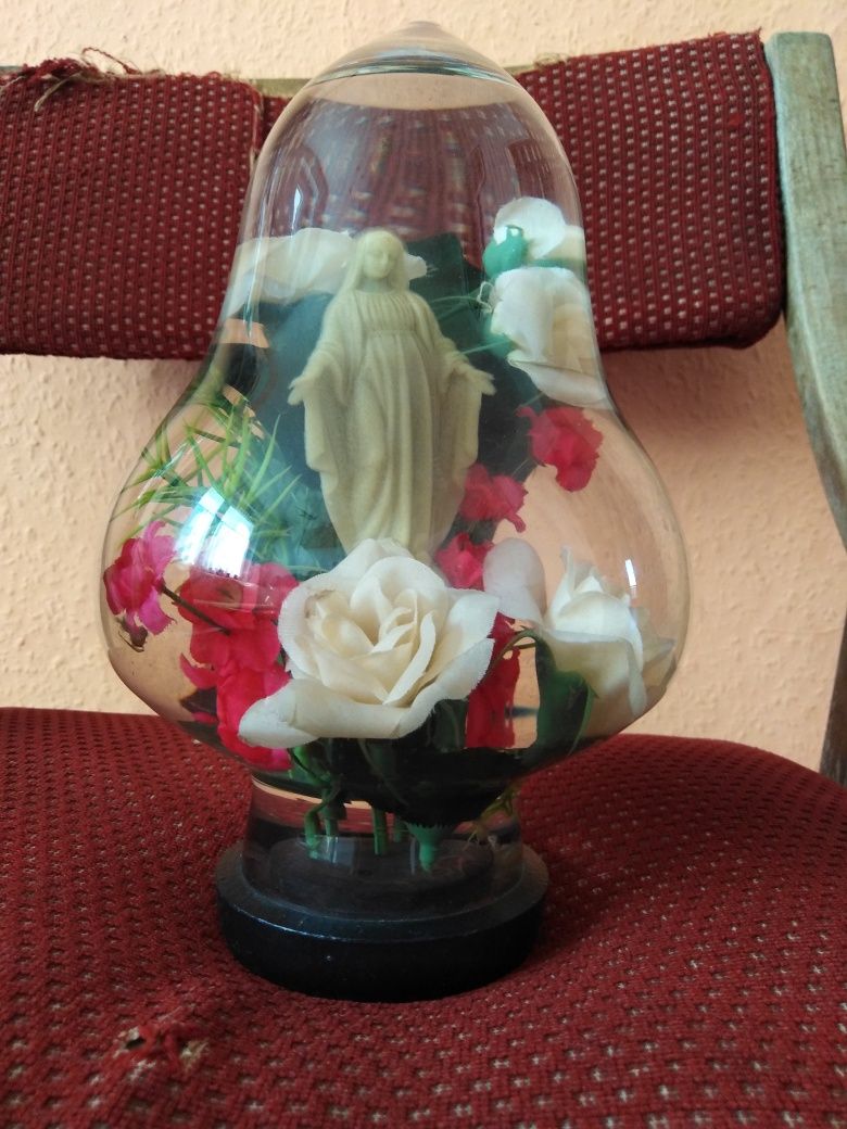 Stara Ludowa ozdoba Matka Boska figurka w szklanej kapsule Unikat