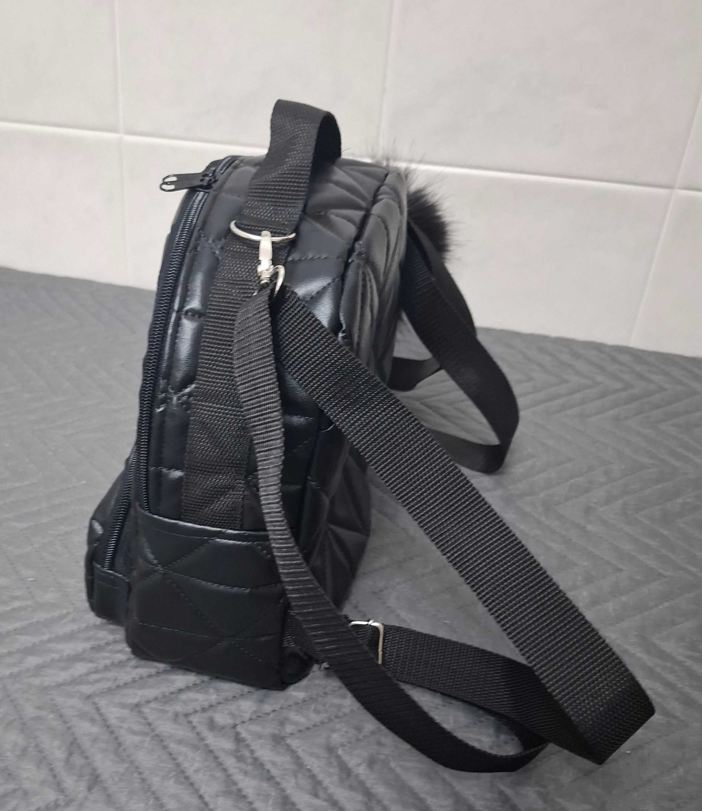 Mochila em ecopele