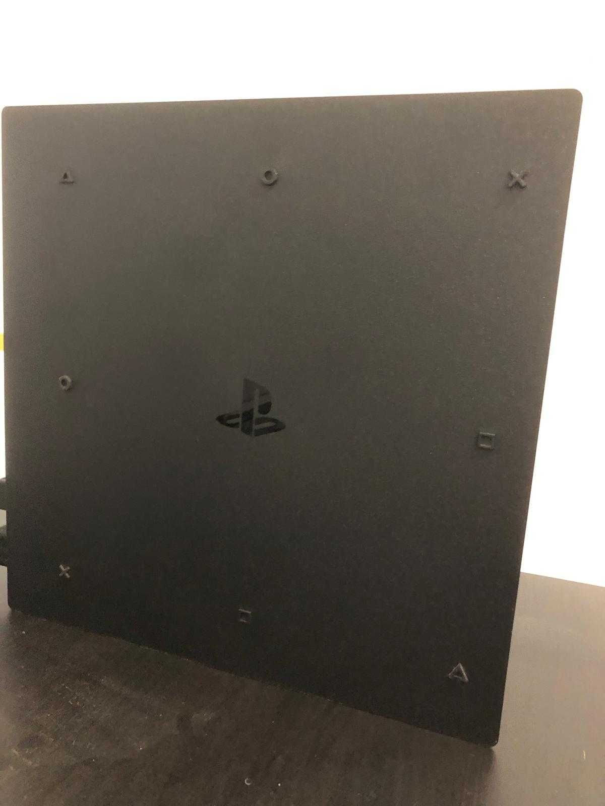 PlayStation 4 PRO, 1 TB, 1 comando ps4, 1 cabo de alimentação ps4