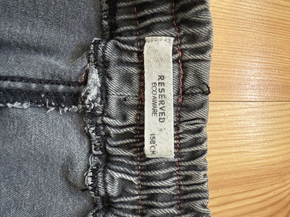 Spodnie jeansowe Reservd