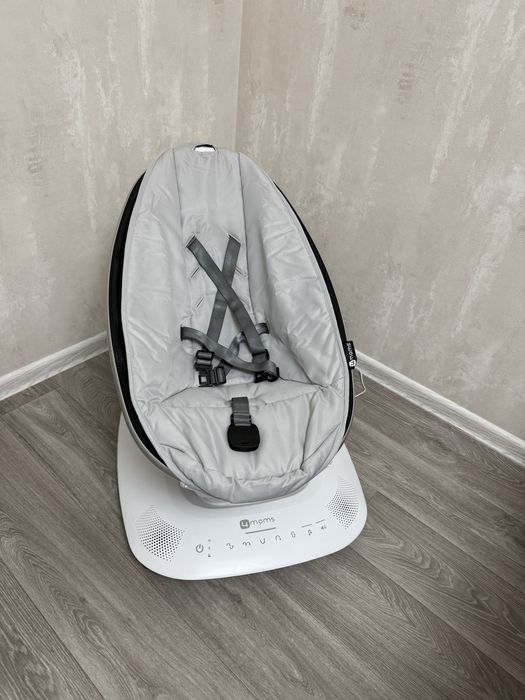 Гойдалка, качалка, кресло, 4moms mamaRoo 5.0 Grey Classic