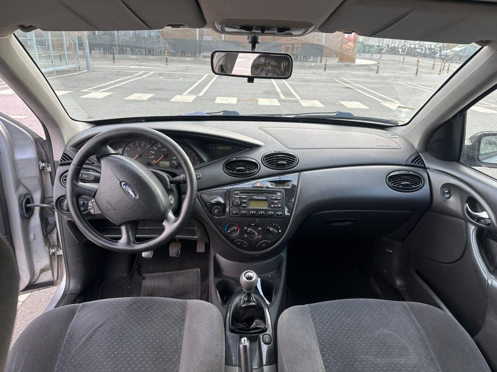 Ford focus 1.4 gasolina ano 2003