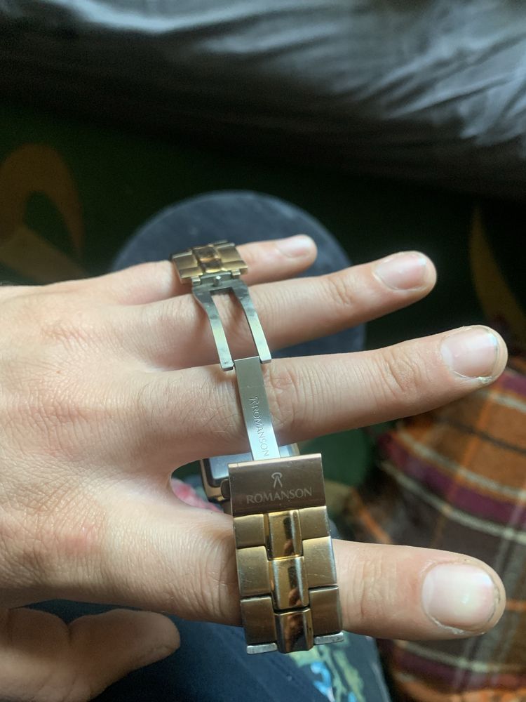 Часи наручні Romanson НЕ РОБОЧІ
