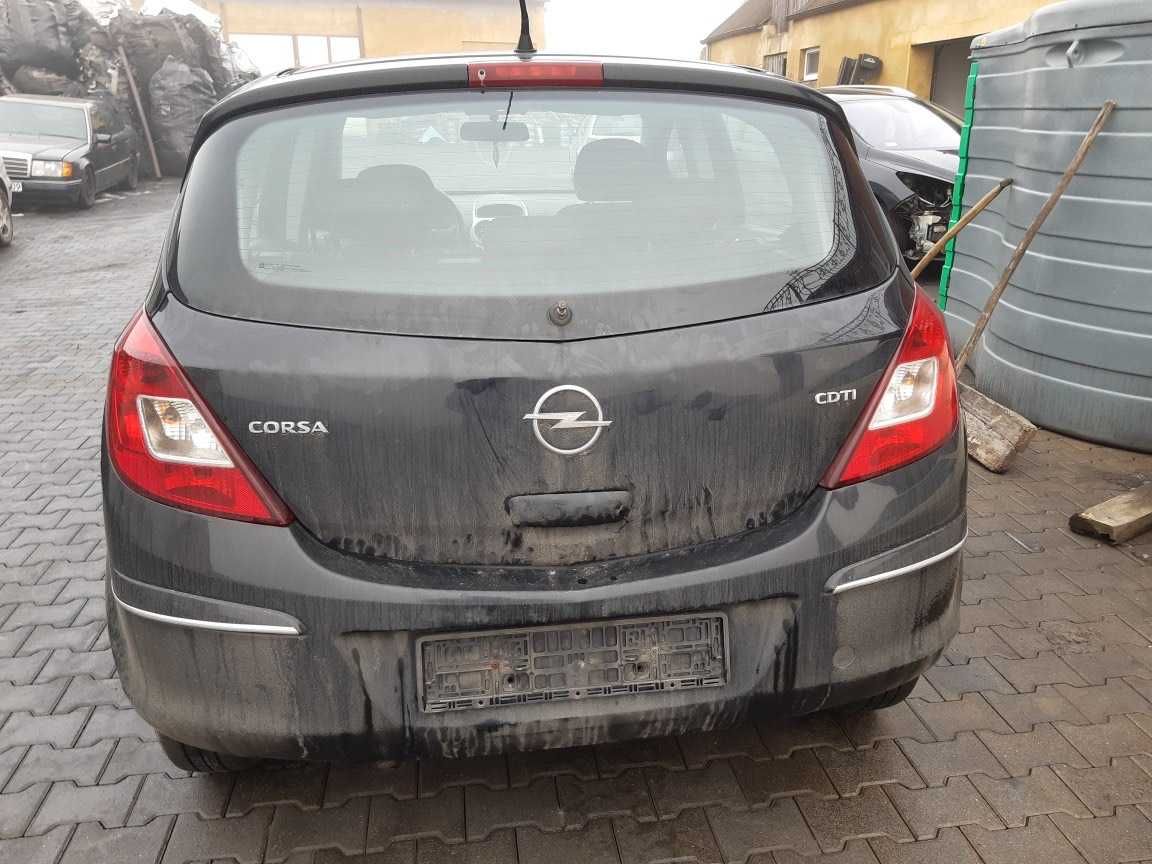 Corsa D 5 drzwi Lampy tył,   klapa Kod lakieru Z20R