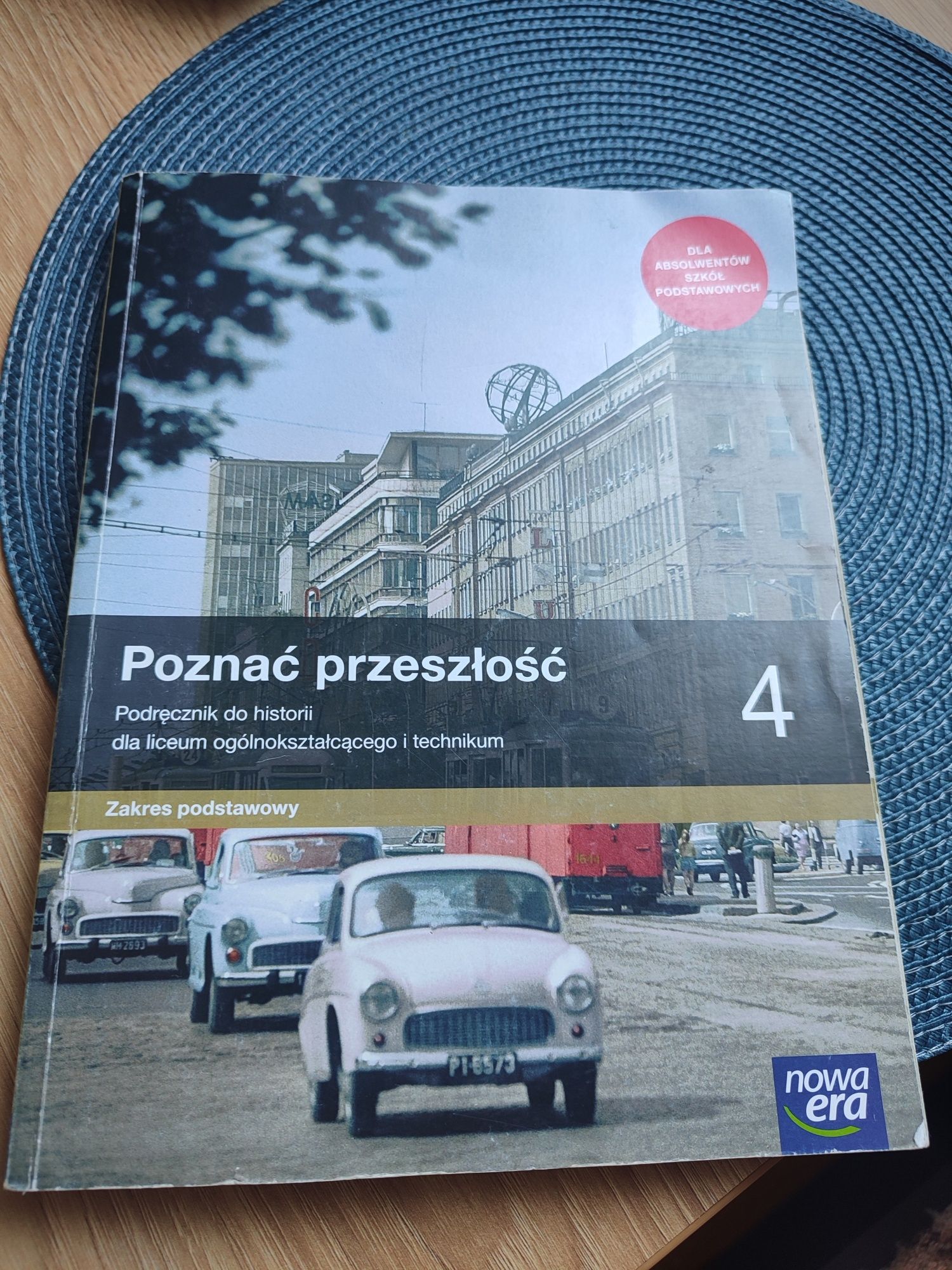 Poznać przeszłość 4
Podręcznik do historii dla liceum ogólnokształcące