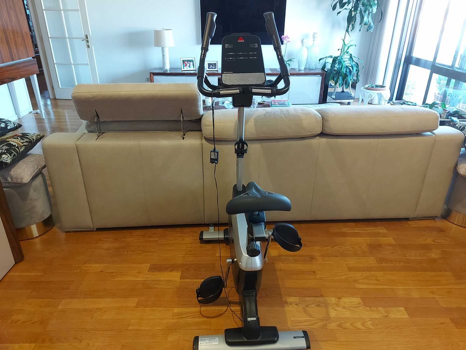 Bicicleta estática Rebook SL8