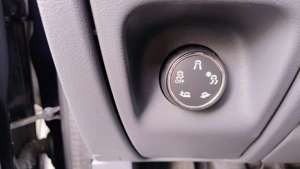 Toyota Proace 9 місць. Не Peugeot Expert. Не Citroen Jumpy.