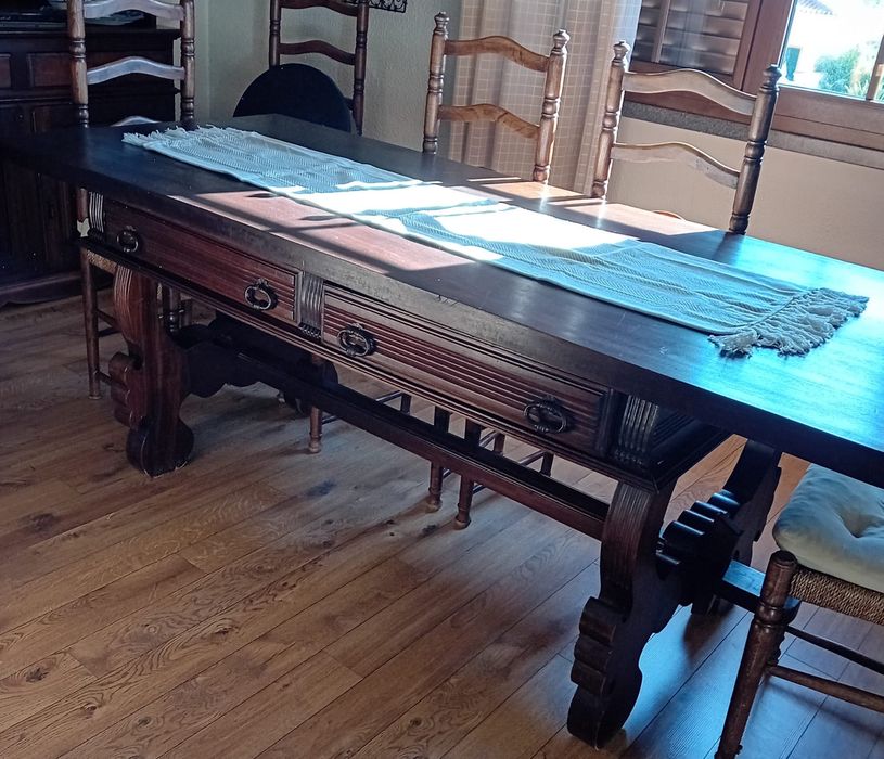 Mesa de sala oferta de 4 cadeiras