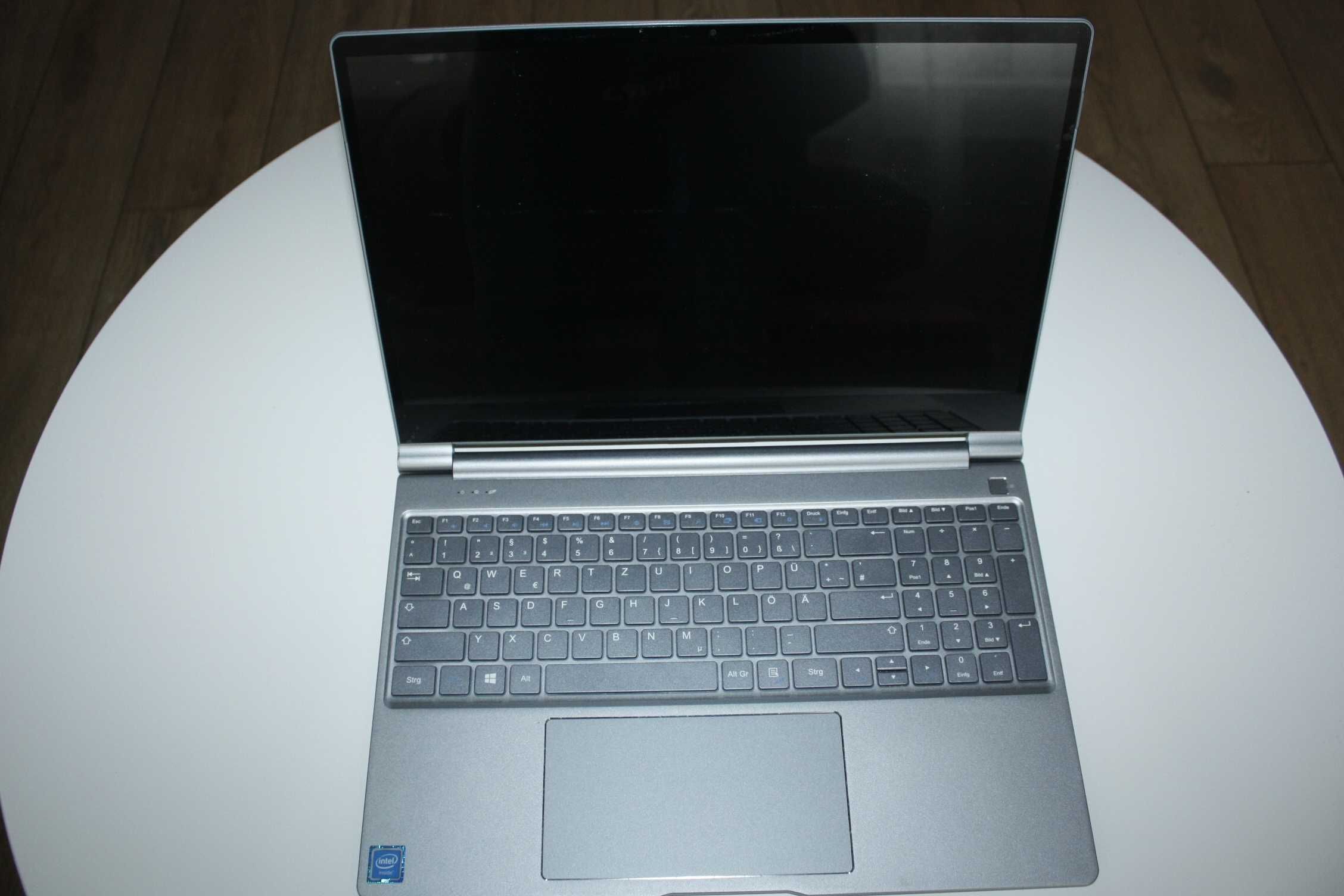 TREKSTOR Primebook P15 Pentium N4200, 8GB RAM, 256GB SSD