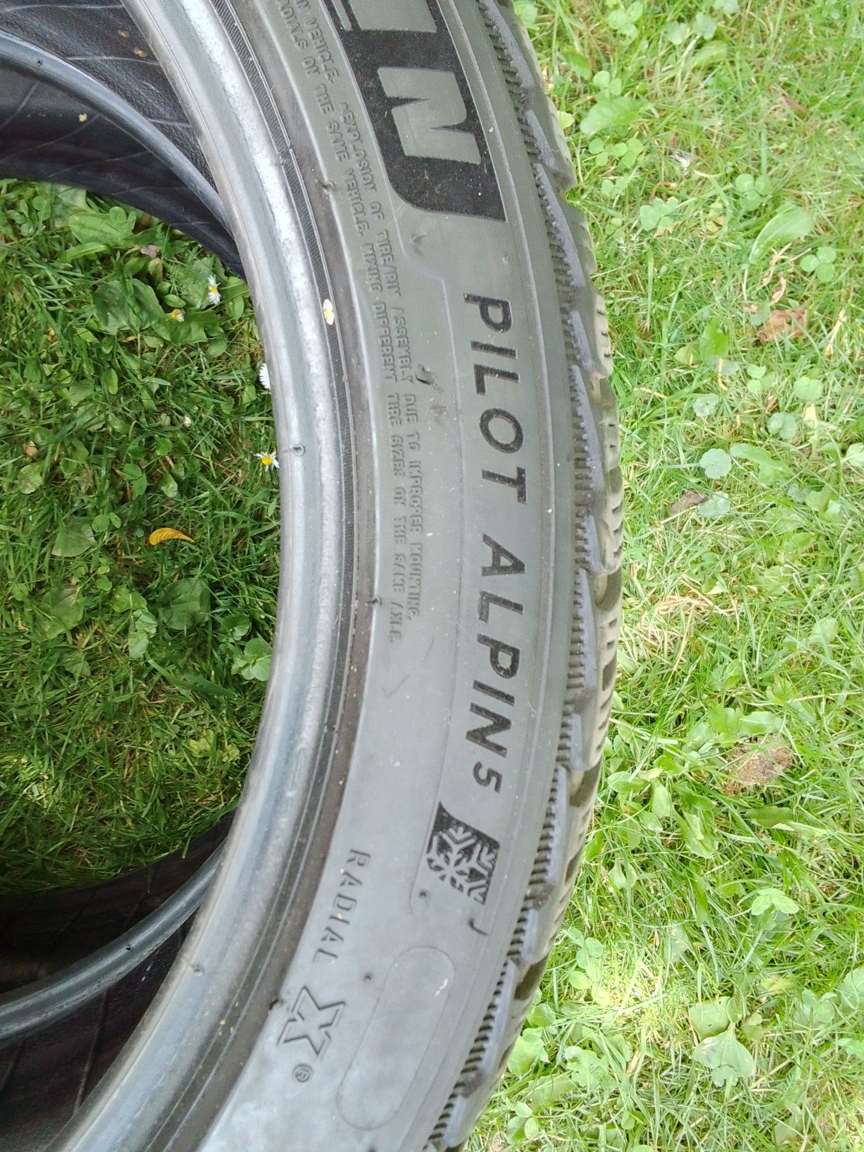 2 Opony zimowe 225/40r18 MICHELIN 2020r