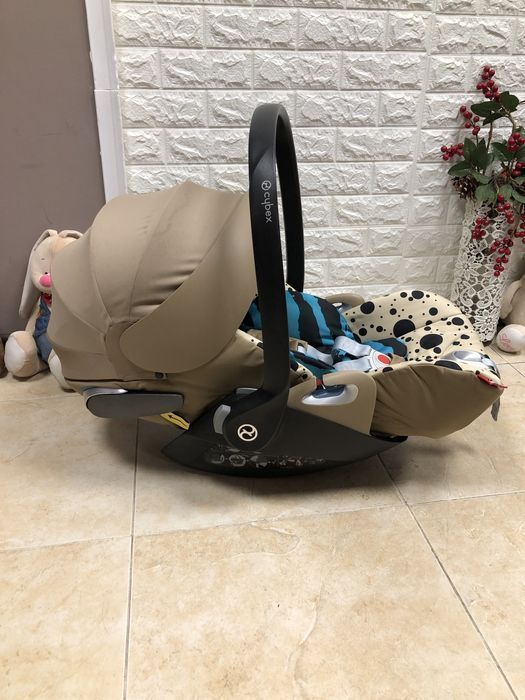 Автокрісло Cybex Cloud Z i-Size Група 0+ (0-13 кг) автолюлька сайбекс