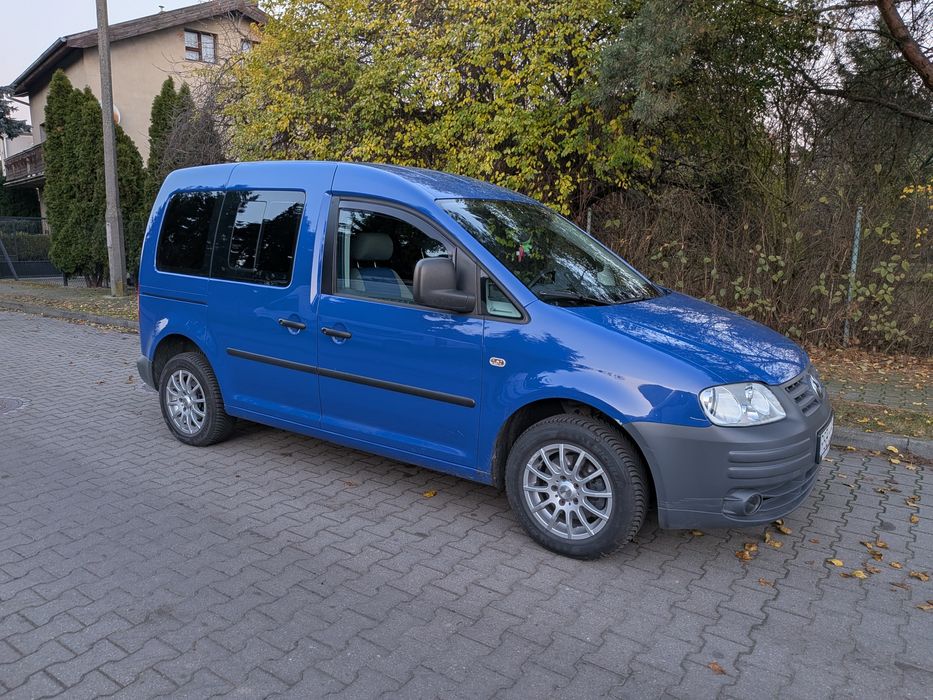 Caddy,7 osób ,1.6 benzyna ,klima, zarejestrowany