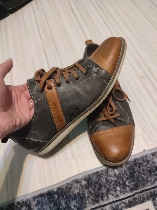 skórzane buty męskie rozm. 42 firmy Gino Rossi