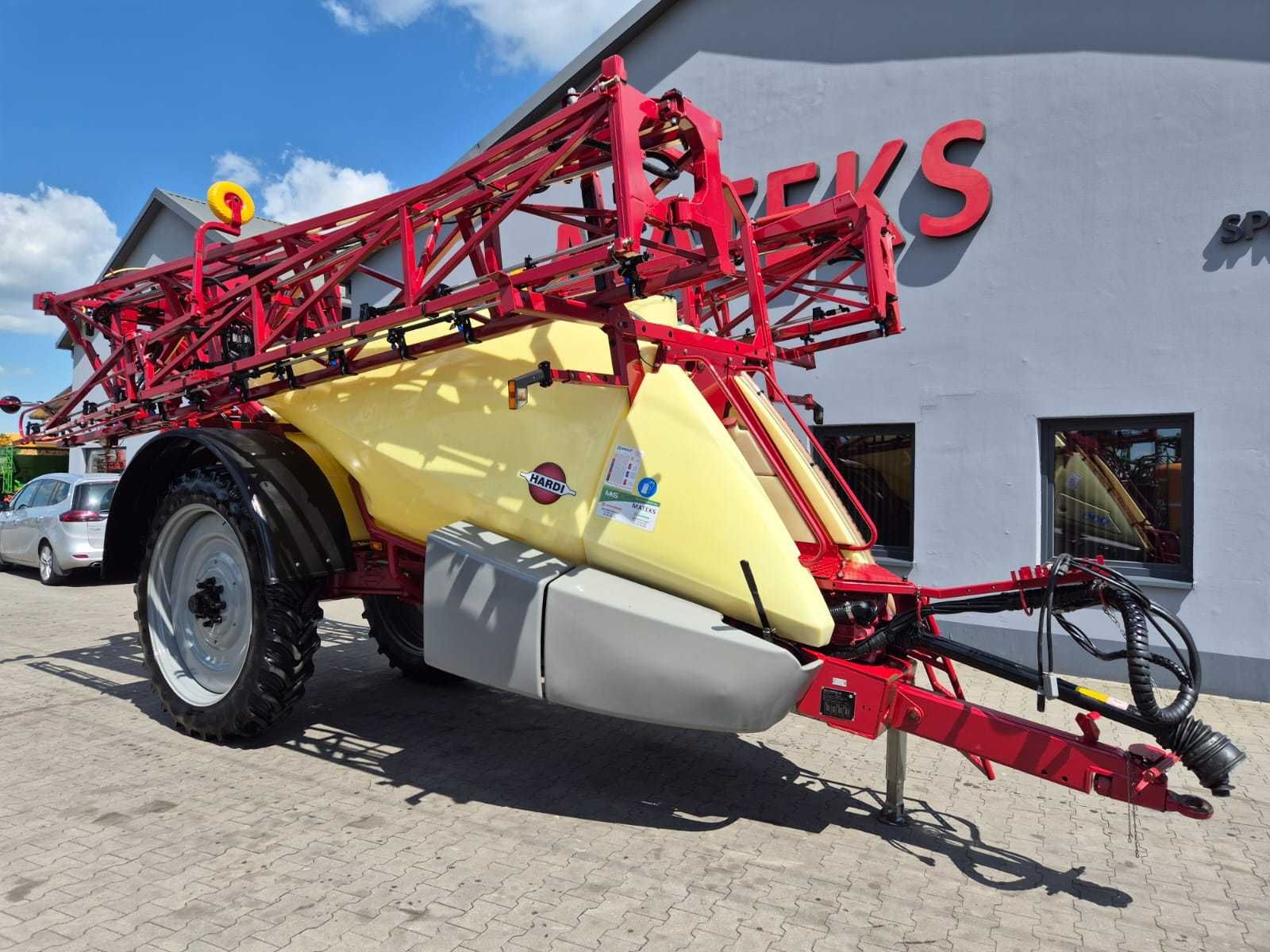 Opryskiwacz Hardi Commander 4400l 24m 2010r HC5500 Skrętne koła