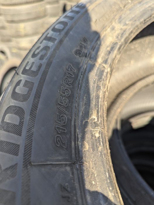 215/55R17 Bridgestone Blizzak LM 001