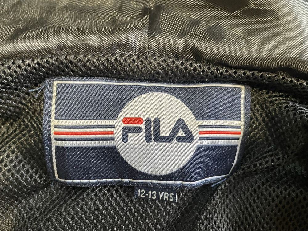 Ветровка спортивная  fila 12-13 лет