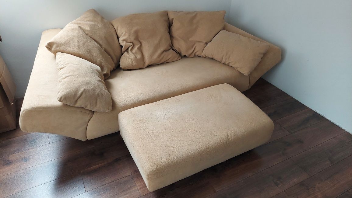 Kanapa sofa rolf benz alcantara z podnóżkiem i poduszkami