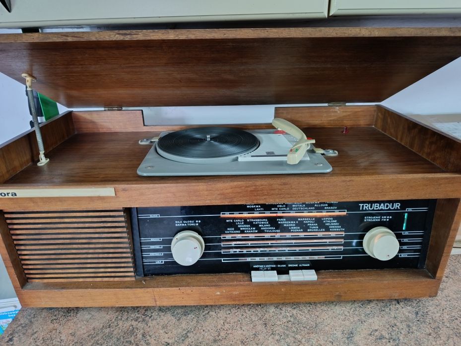 Sprzedam radio/gramofon