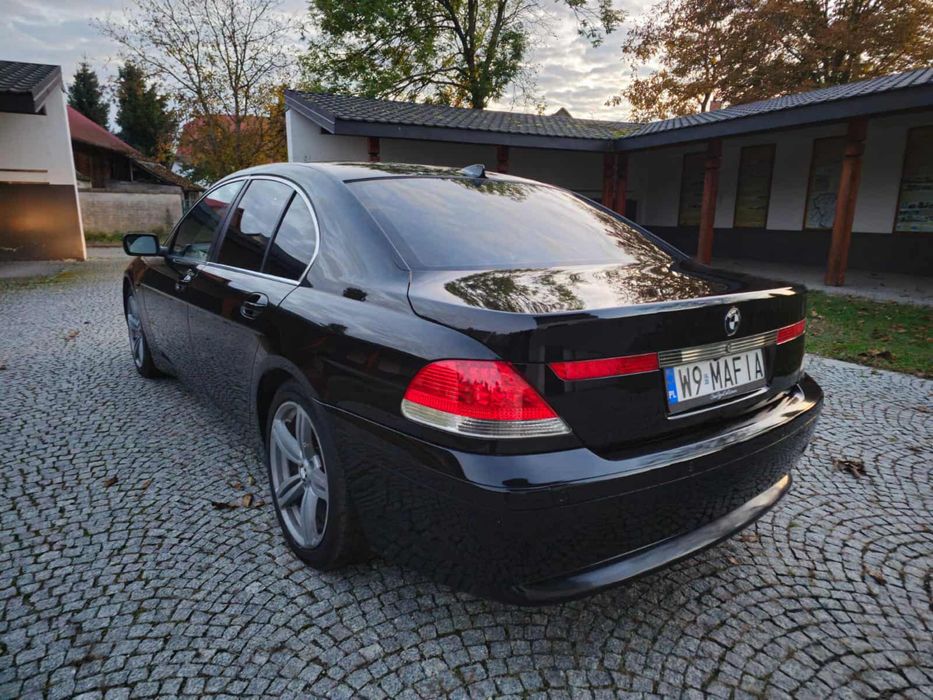 BMW 7 E65 3.6 V8 B 272KM