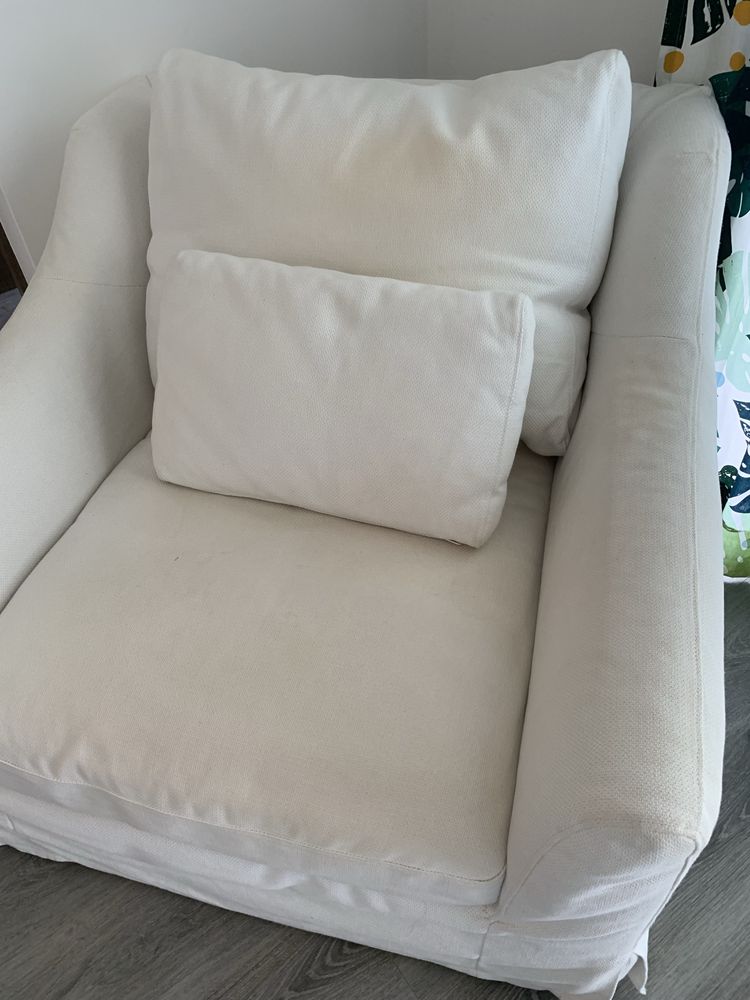 Sofa poltrona monolugar IKEA branco