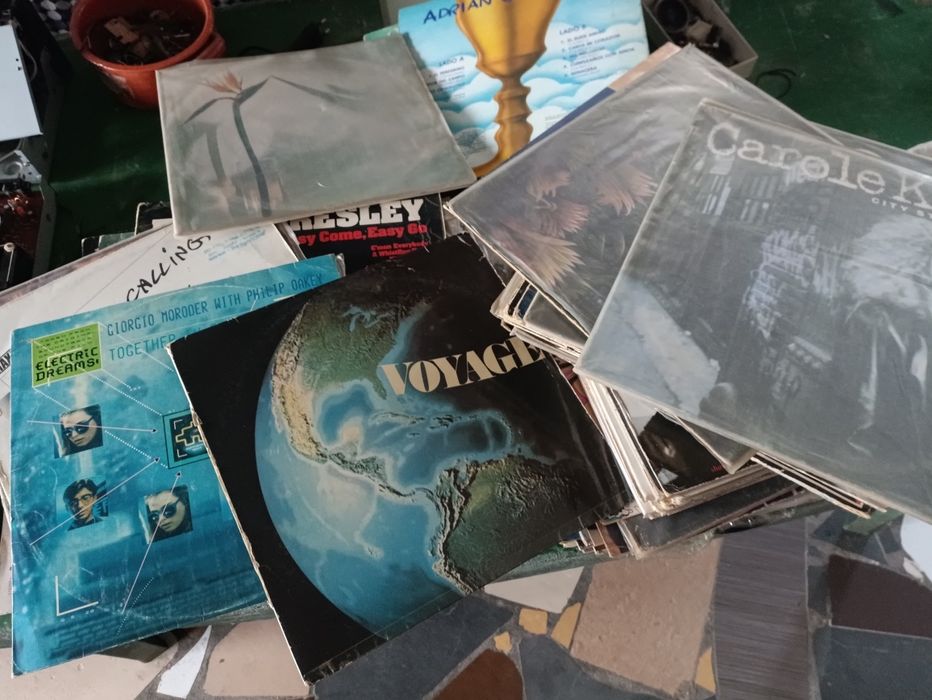CDs originais Tenho também vinis!
