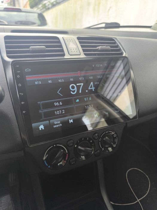 SUZUKI SWIFT 1.3 16V GA Ecrã Digital e Chave Inteligente